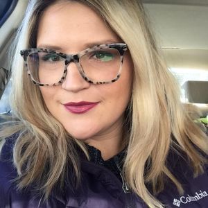 Meet your Posher, Maja